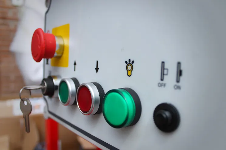 seguridad mástil vertical doble